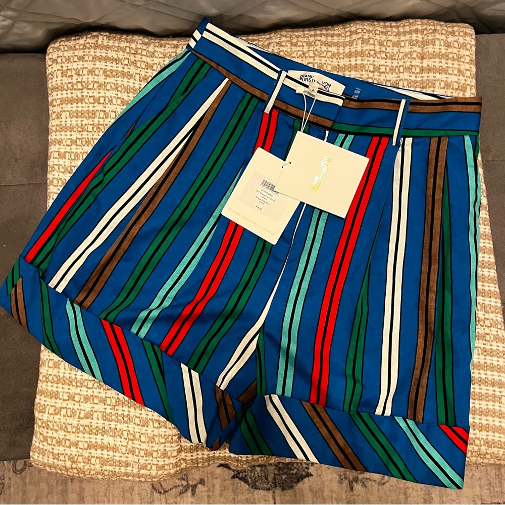 **NWT** Size 4 Diane Von Furstenberg Colorful Striped Shorts!
